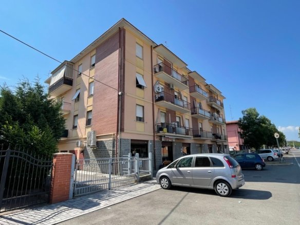 Viale Del Mercato 54, Modena