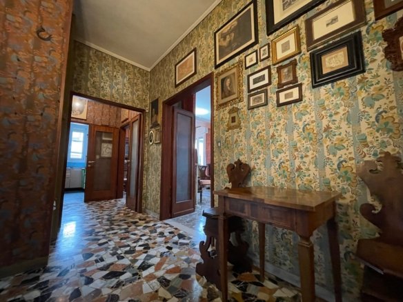Via Archirola 75, Modena