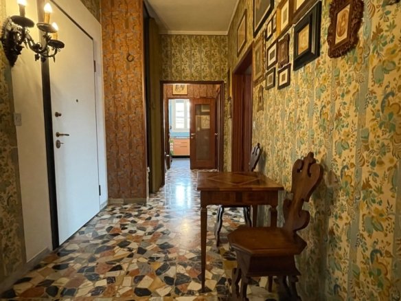 Via Archirola 75, Modena